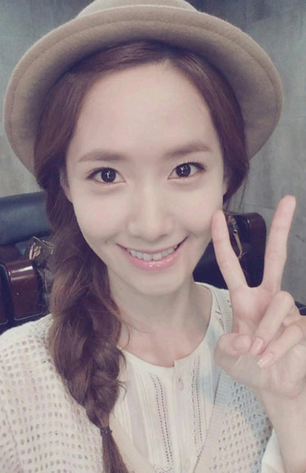 韩国艺人林允儿自拍照,身材火辣性感迷人