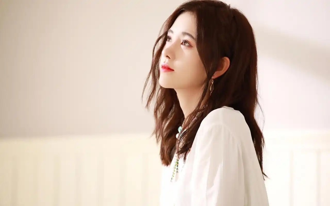 娱乐大爆料:迪丽热巴,鹿晗,鞠婧祎,张一山,林允,梁洛施