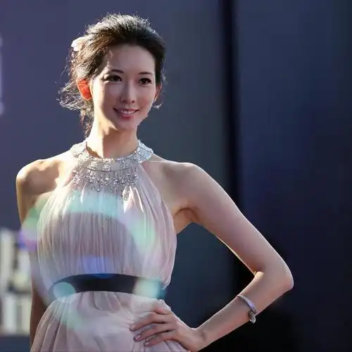 5年后,再看50岁林志玲现状,我才懂她为何会嫁给小7岁的黑泽良平