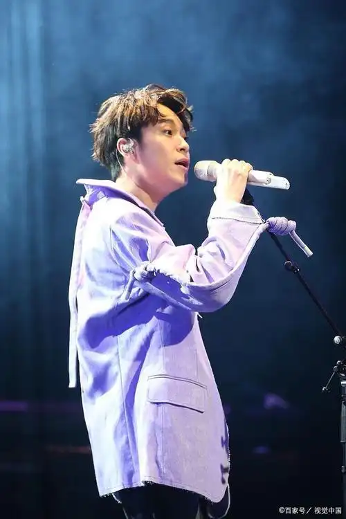 周深和吴青峰的音乐之争,你站哪一边?