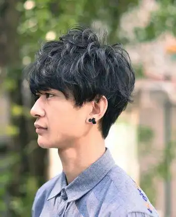 男胖子适合烫什么发型 男士胖子烫发发型大全