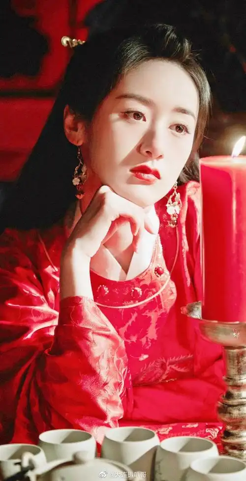 袁冰妍祝卿好刘泠大婚造型