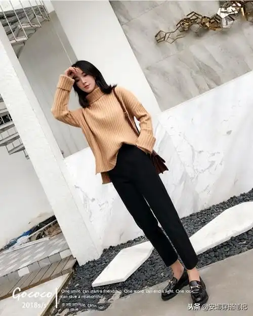 12套萝卜哈伦裤的穿搭示范哈伦萝卜裤配什么上衣图片