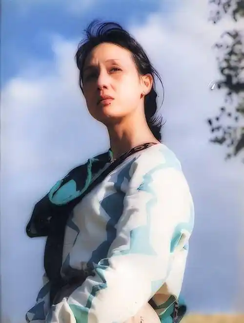 "最美容妃"李建群,与导演在一起28年,一生无子留遗憾_服装_剧中_父母