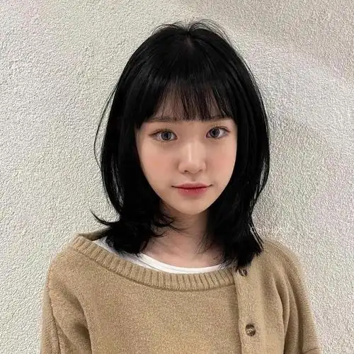 锁骨发型图片女2021最新款(锁骨发型女2021流行发型图片)-天晟网