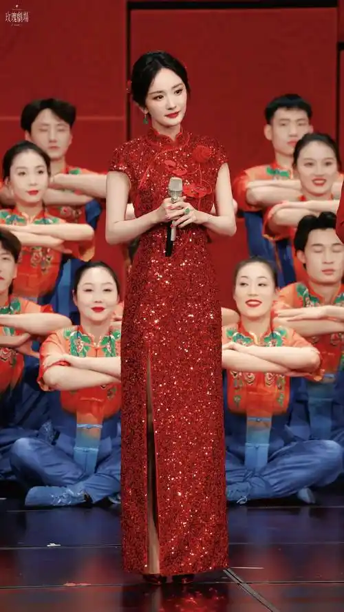 央视镜头下的杨幂