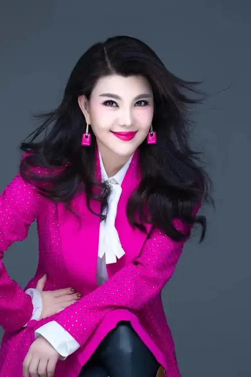 从"央视宠儿"到"无人问津",乌兰图雅经历了什么?