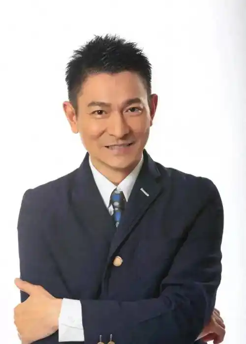 为什么现在很难出现像刘德华一样的国民偶像歌手