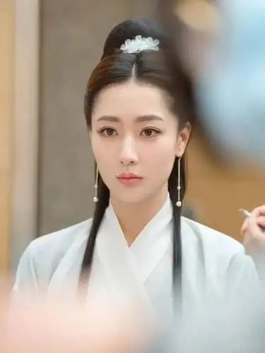 还记得《神话》里的玉漱吗?白冰王牌对王牌中经典重现!