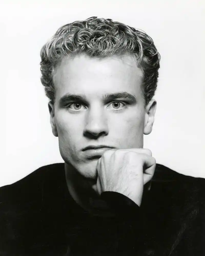 原创足坛史上九大帅哥黑白照风采小贝c罗领衔来看看有没有你喜欢的