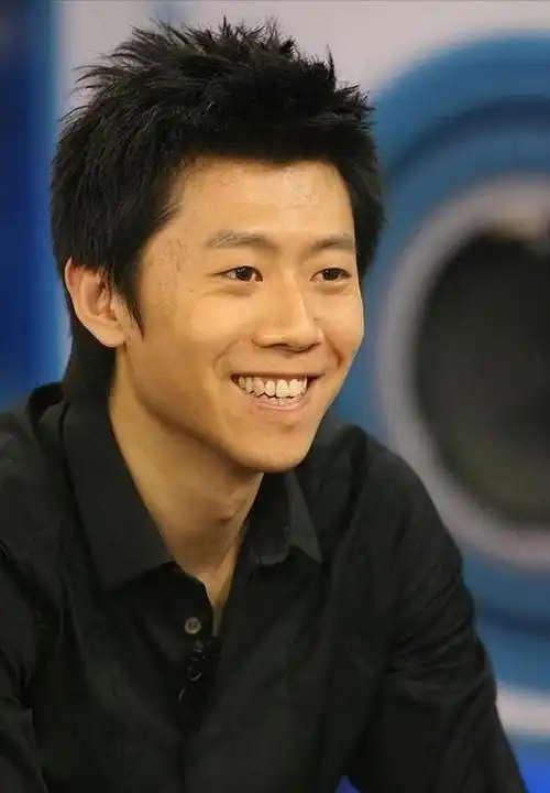 夏雨婚礼未请父亲婚后与母亲算账妻子袁泉心疼不已