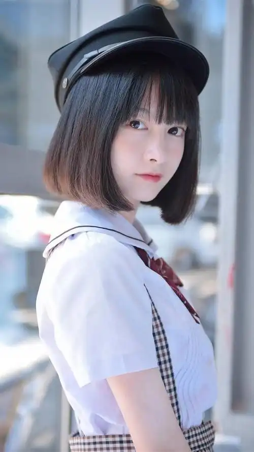 短发美少女空灵写真