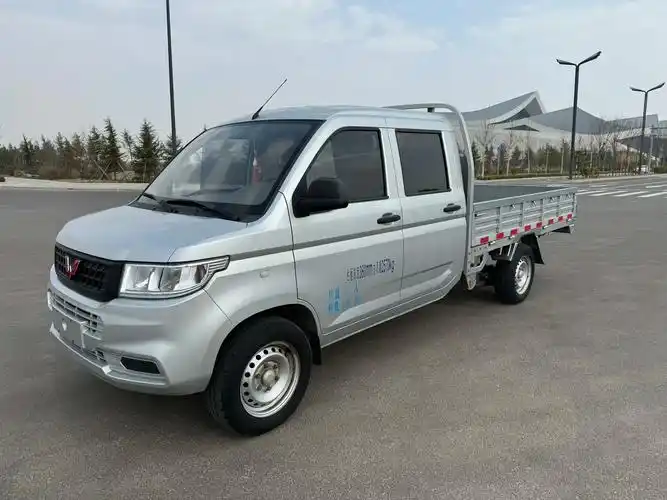 21年五菱新卡双排座 加长版兜 本地一手车 5万公里 原版原 - 抖音