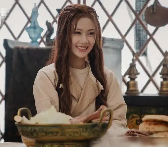 《长歌行》的弥弥古丽,竟瞒着观众演了这么多剧,却都没被认出来