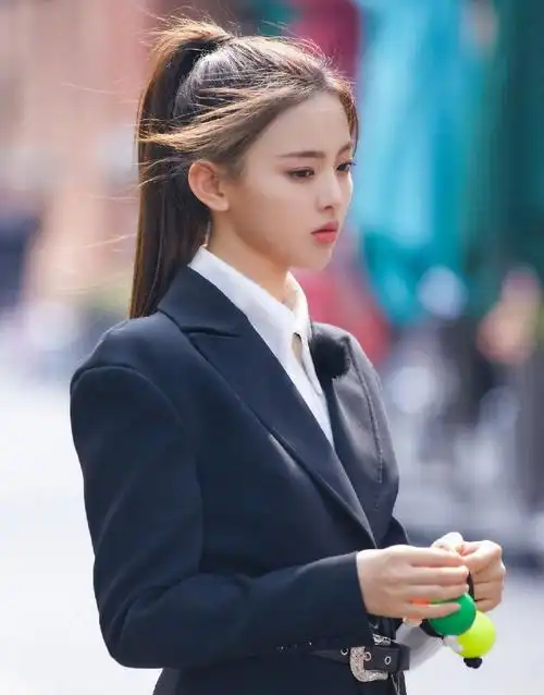 李沁##时尚发型