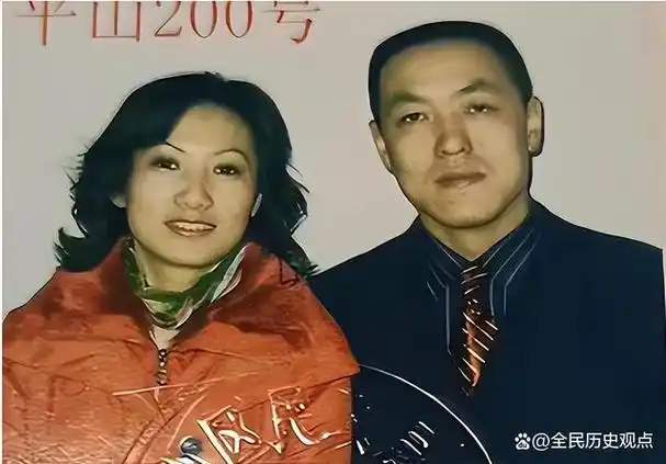 了生活中的柴米油盐,两人经常因为一些小事而争吵,最终也走向了离婚