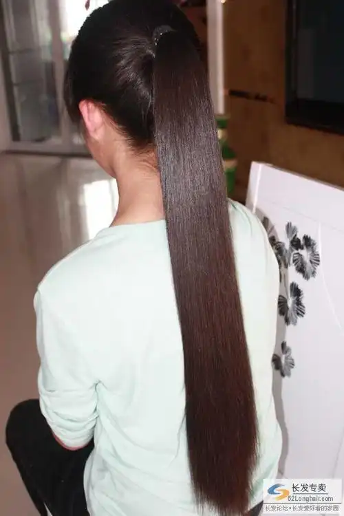 在长发女家中剪下柔顺长发-来来往往190#(27)