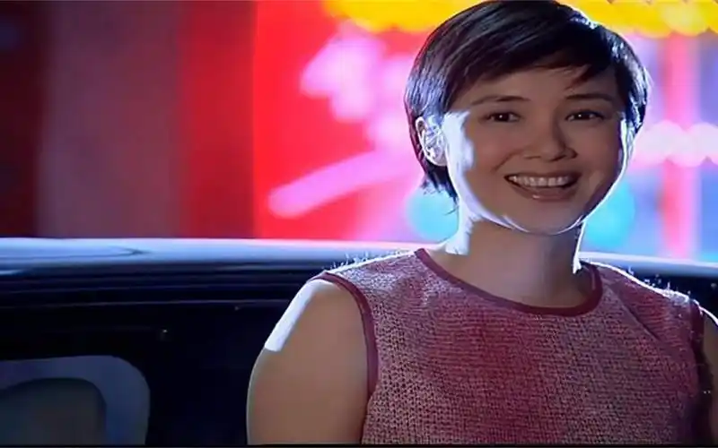 黑冰:蒋雯丽年轻时颜值一绝,只要她一笑,王志文就乖乖投降