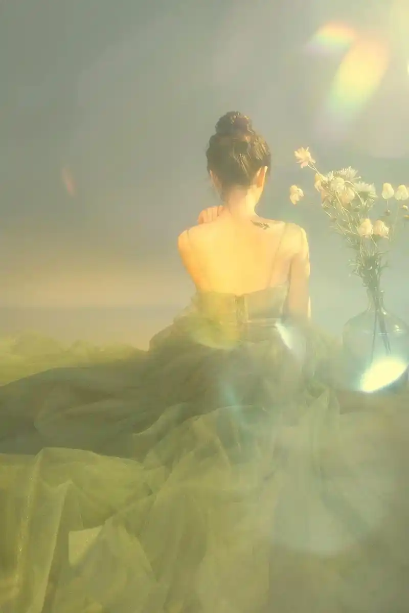 清新甜美小姐姐#氛围感 #写真 #唯美意境 #摄影 #徐州初 - 抖音
