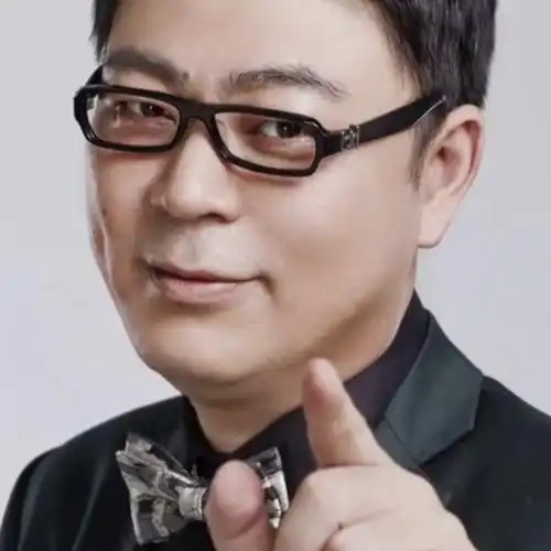 《家有儿女》夏东海扮演者高亚麟,被曝孕期出轨还曾家暴