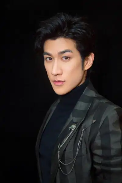 李治廷个人资料,李治廷怎么读,本文共(2423字)