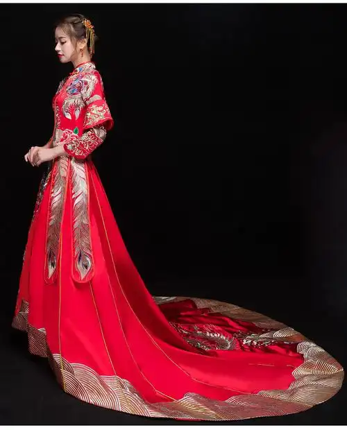 秀禾服新娘2017新款龙凤褂结婚中式婚纱拖尾敬酒礼服大码古装嫁衣