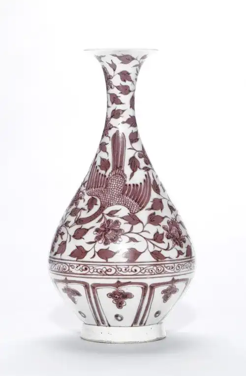 2016西泠春拍 | 元代釉里红孔雀缠枝牡丹纹玉壶春瓶赏析