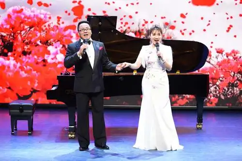 熊玉滢,李庆文老师男女声对唱《想亲亲》~地道纯正的山西民歌风味