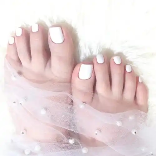 手工白色脚趾甲贴片新娘美甲脚美甲甲片穿戴脚指甲孕妇成品可拆卸