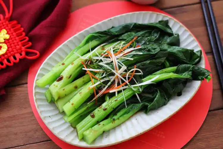 年夜饭必备的素菜清淡解油腻制作方法简单好吃还上档次