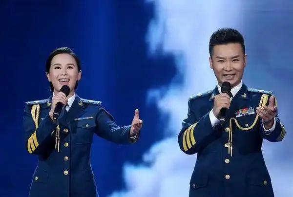 近日,空政文工团青年歌手王雅洁受邀参加央视音乐频道《一起音乐吧》