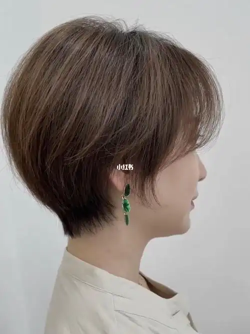 减龄短发精致短发温柔短发显脸小短发