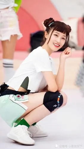 壁纸欣赏蓝盈莹第1期乘风破浪的姐姐剧照