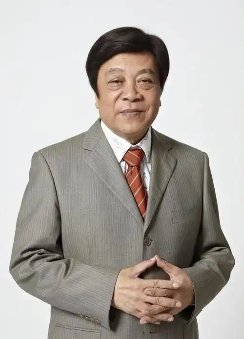 大家都知道,央视的主持人中有很多家喻户晓的名字