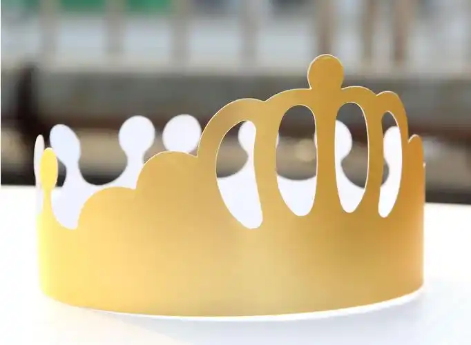 网红大人儿童宝宝生日派对皇冠纸帽 高端镭射金卡烫金生日帽厂家