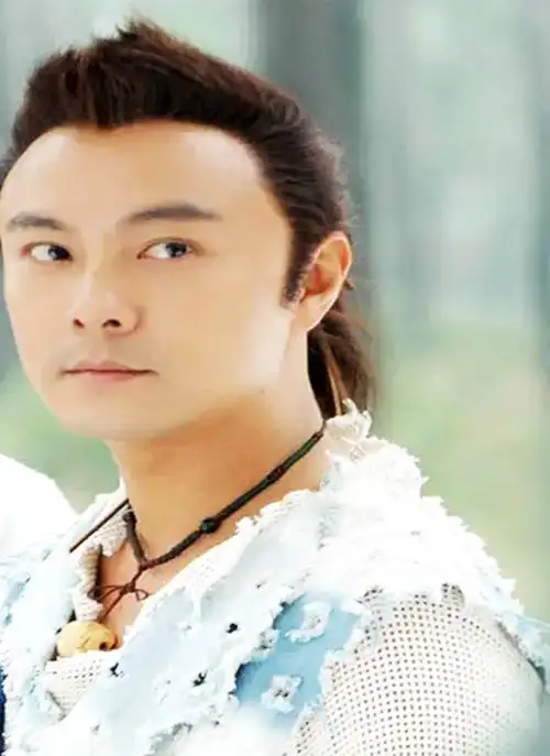 张卫健将王伯昭打住院,李小冉遭换角,小鱼儿与花无缺水有多深?