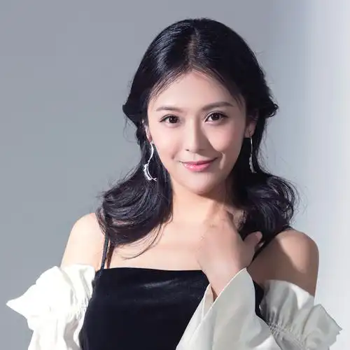 年8月26日出生地区:广东省广州市[23]介绍:王蕾,中国内地影视女演员