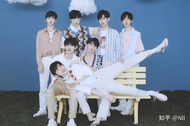 可以分享你手机里时代少年团的团体照吗