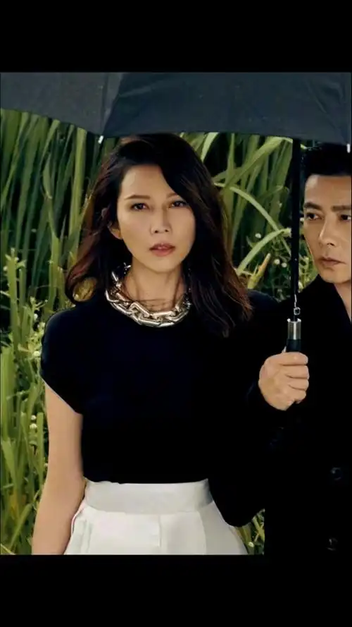 前女友来袭! #张晋 是怎么做的?他究竟给了 #蔡少芬 多少的安全感?