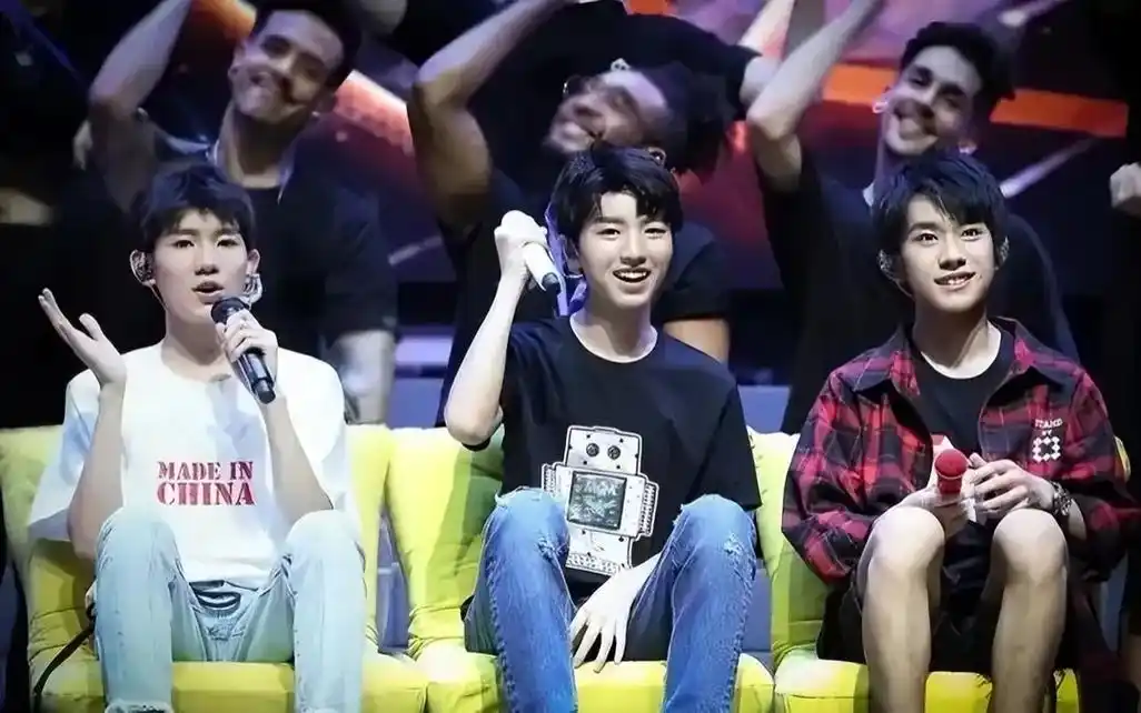 《合体艺术美照》tfboys三人合体,展现出独特的艺术美照!