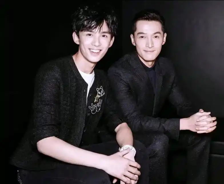 磊哥,你的胡老大已先行一步～  #吴磊胡歌 #胡歌官宣结婚  - 抖音