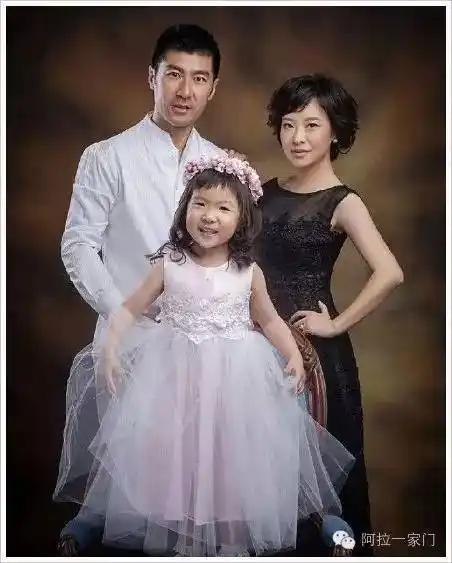 袁鸣自曝怀孕生子纯属意外…上海那么多主持人都有孩子啦,侬晓得伐?