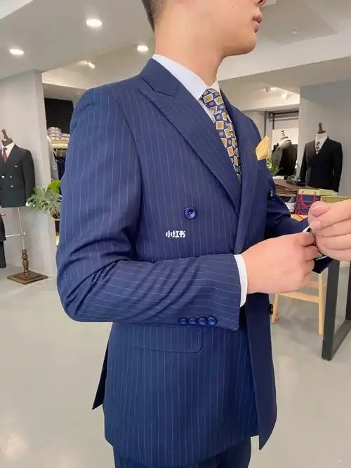 10婚礼男士双排蓝色西装