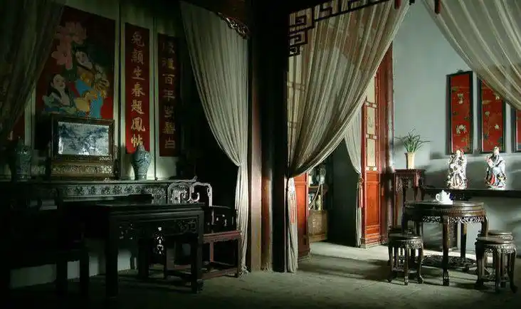 时至今日,我们已经看过两版《红楼梦》电视剧,每一版都令人津津乐道