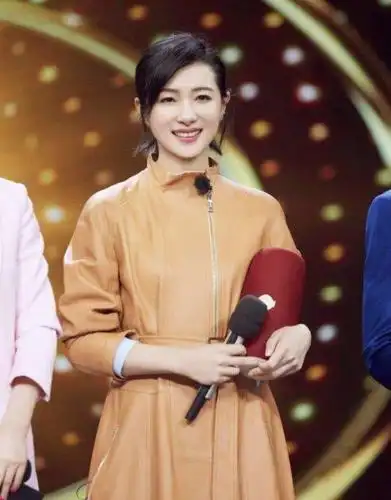 江疏影自嘲糊咖想红红不了,与她相似的万茜早已是金马影后