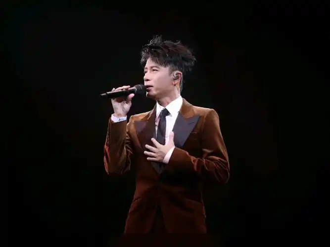 李克勤的歌好听呀