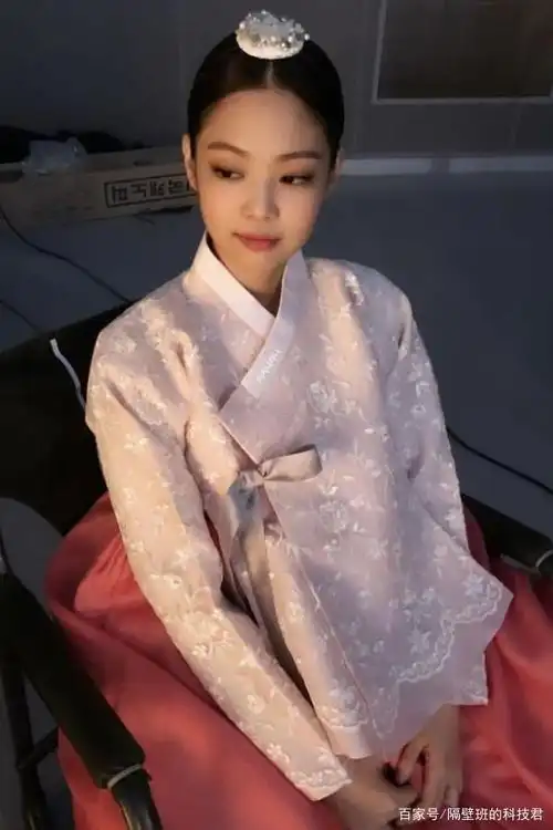 新歌mv jennie护士服惹祸!公司发文后紧急删除相关片段