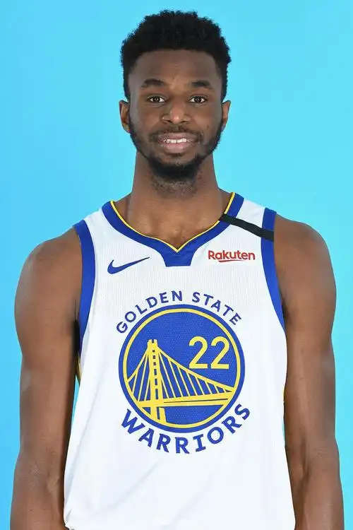 金州勇士球员维金斯拍摄宣传照