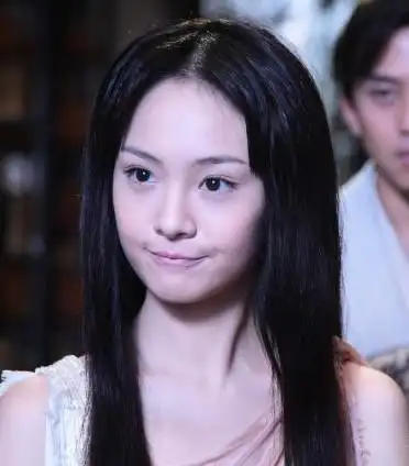 郑爽不整容前,有多清纯?张翰录节目时,都移不开眼睛