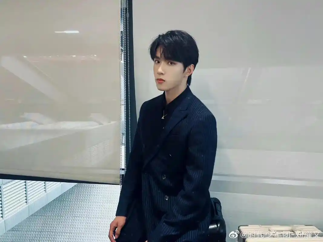 做梦素材#刘耀文 第一次写文不好勿喷 - 抖音